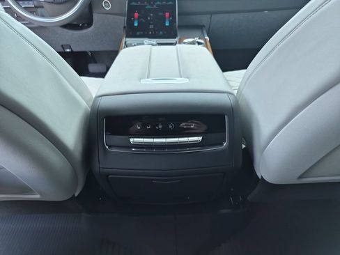 Certified 2026 Cadillac Escalade Platinum Sport w/ LPO, Floor Liner Package AWD/4WD image 39