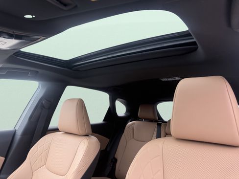 Used 2026 Lexus RX 350 RX 350 w/ Cold Area Package image 28