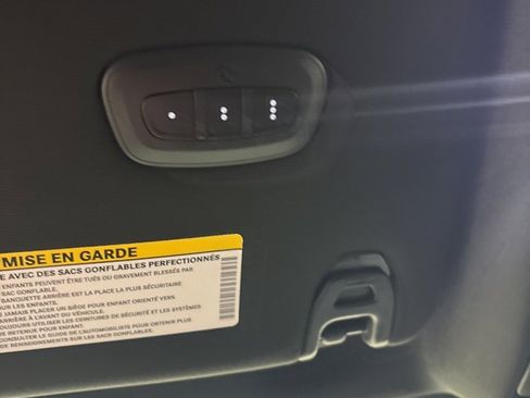 Used 2020 RAM 2500 Laramie w/ Night Edition image 17