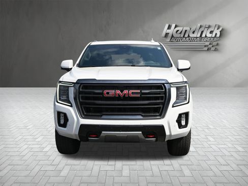 Used 2024 GMC Yukon AT4 w/ Technology Package image 5