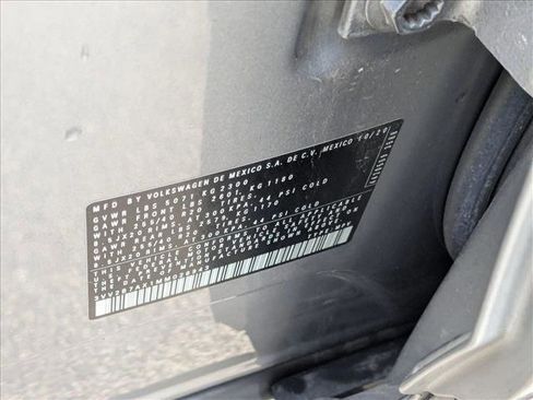 Used 2021 Volkswagen Tiguan SE R-Line image 27