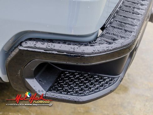 Used 2024 Chevrolet Silverado 1500 LT Trail Boss w/ LT Trail Boss Premium Package image 9