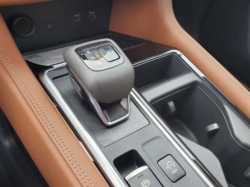 New 2025 Nissan Pathfinder Platinum w/ Cargo Package image 28