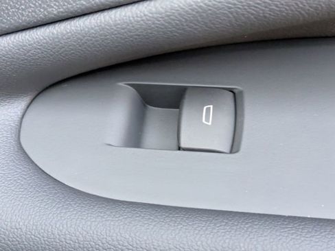 New 2025 Chevrolet Blazer EV LT w/ Super Cruise Package image 34