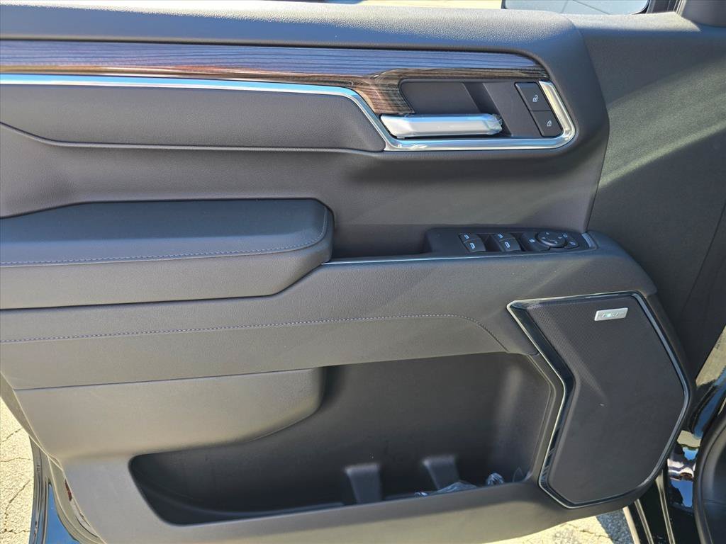 New 2026 Chevrolet Silverado 1500 RST w/ Safety Package AWD/4WD image 8