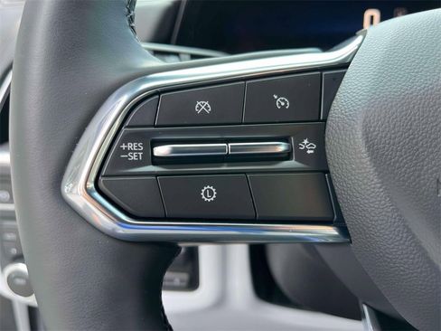 Used 2025 Chevrolet Suburban Premier image 33