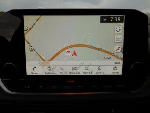 Certified 2022 Nissan Rogue Platinum w/ Head-Up Display Package image 12