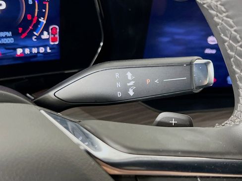 Used 2025 Chevrolet Tahoe LT image 17