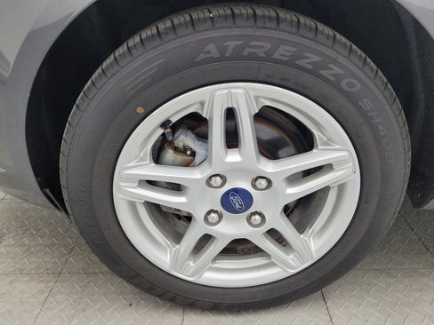 Used 2019 Ford Fiesta SE image 31