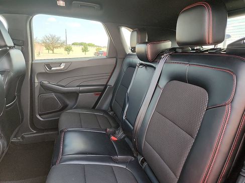 Used 2024 Ford Escape ST-Line FWD image 5