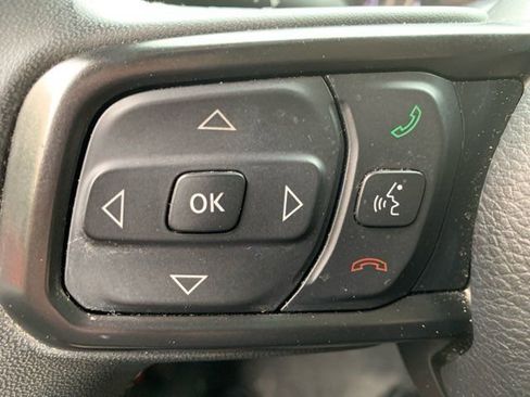 Used 2023 Jeep Wrangler Unlimited Sport image 29