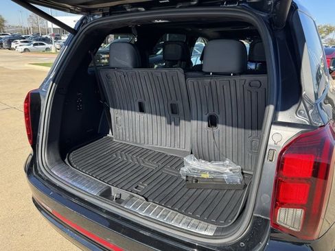 Used 2025 Hyundai Palisade Calligraphy image 26