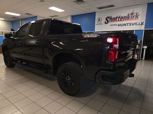 Used 2024 Chevrolet Silverado 1500 Custom Trail Boss w/ LPO, Dark Essentials Package AWD/4WD image 6
