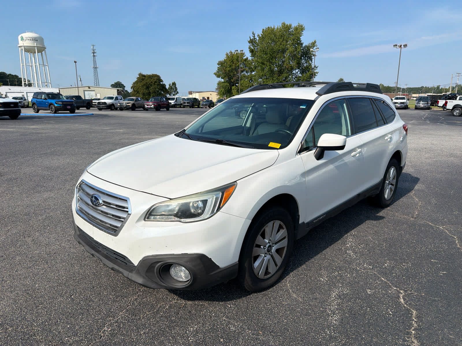 Used 2015 Subaru Outback 2.5i Premium AWD/4WD image 9