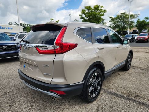 Used 2019 Honda CR-V Touring image 4