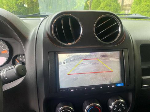 Used 2015 Jeep Patriot High Altitude AWD/4WD image 15