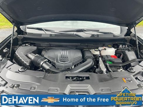 Used 2025 GMC Acadia Elevation FWD image 29