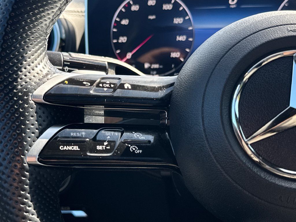 Used 2024 Mercedes-Benz C 300 4MATIC Sedan image 18