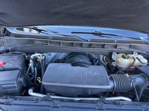 Used 2022 GMC Yukon XL SLT w/ SLT Premium Package image 24