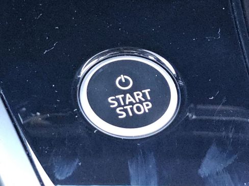 Used 2023 Audi Q4 e-tron Premium w/ Convenience Package image 17