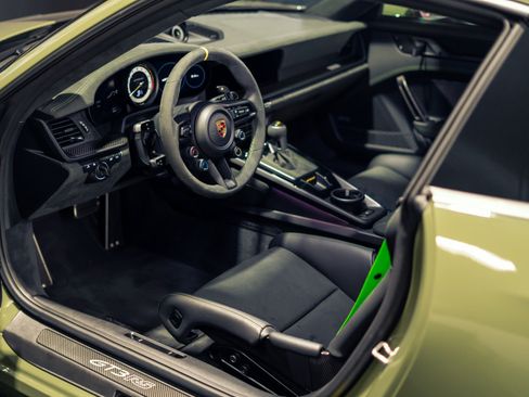 Used 2024 Porsche 911 GT3 RS RWD image 19