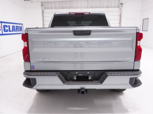 Used 2024 Chevrolet Silverado 1500 Custom image 6
