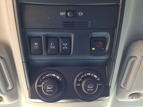 Used 2021 Toyota 4Runner TRD Off-Road AWD/4WD image 14