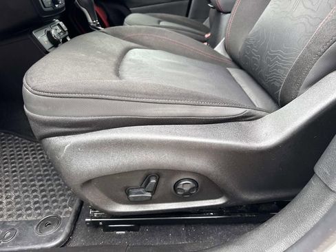 Used 2018 Jeep Renegade Trailhawk w/ Safety & Security Group AWD/4WD image 18
