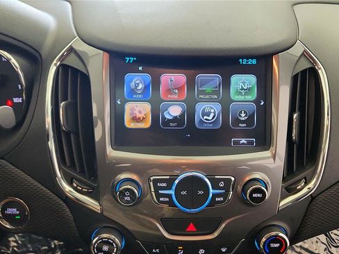 Used 2017 Chevrolet Cruze LT w/ Sun And Sound Package image 20