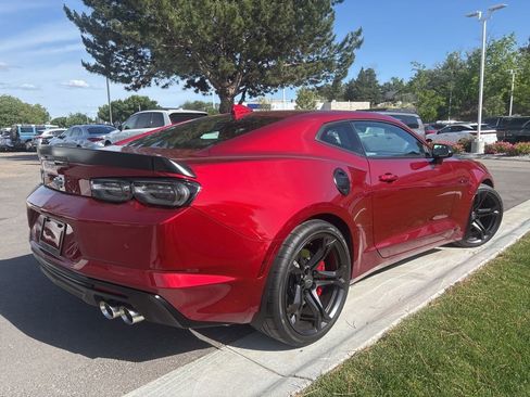 Used 2023 Chevrolet Camaro SS RWD image 4