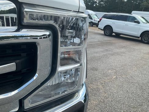 Used 2022 Ford F250 Lariat w/ Lariat Ultimate Package AWD/4WD image 9