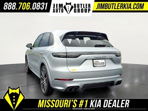 Used 2021 Porsche Cayenne GTS AWD/4WD image 5