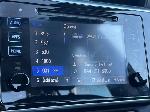 Used 2018 Toyota Corolla LE FWD image 26