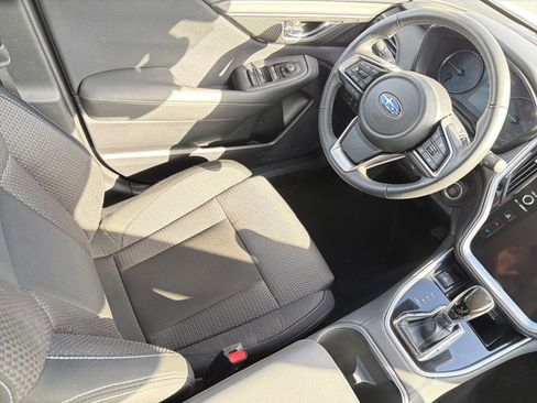 Certified 2024 Subaru Outback Premium image 9