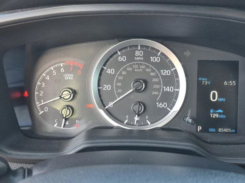Used 2021 Toyota Corolla LE FWD image 31