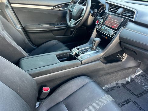 Used 2018 Honda Civic EX image 15