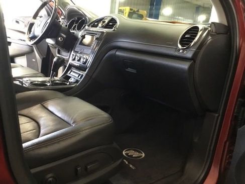 Used 2017 Buick Enclave Premium image 50