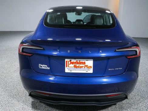 Used 2025 Tesla Model 3 Long Range AWD/4WD image 8