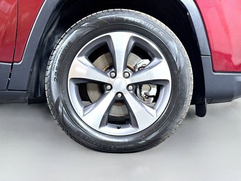 Used 2020 Jeep Cherokee Limited AWD/4WD image 48