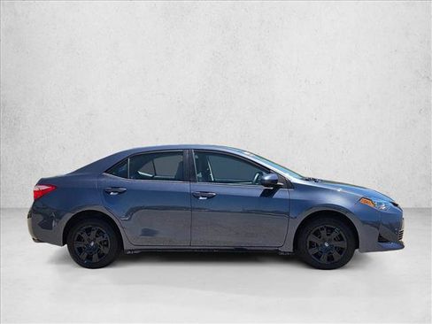 Used 2019 Toyota Corolla LE FWD image 4