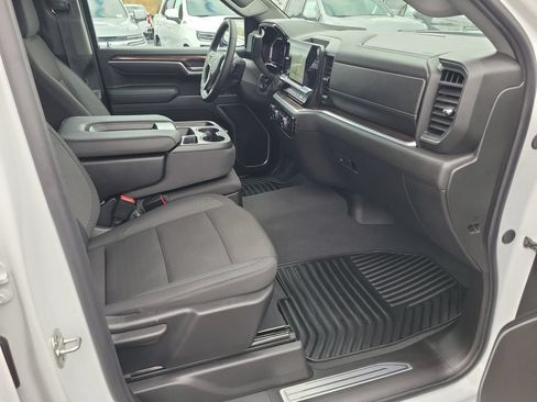 Used 2026 Chevrolet Silverado 1500 RST w/ RST Select Package RWD image 18