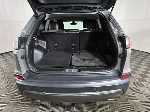 Used 2020 Jeep Cherokee Limited AWD/4WD image 28