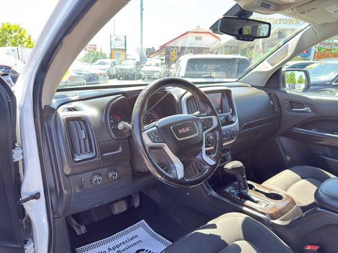 Used 2015 GMC Canyon SLE AWD/4WD image 13