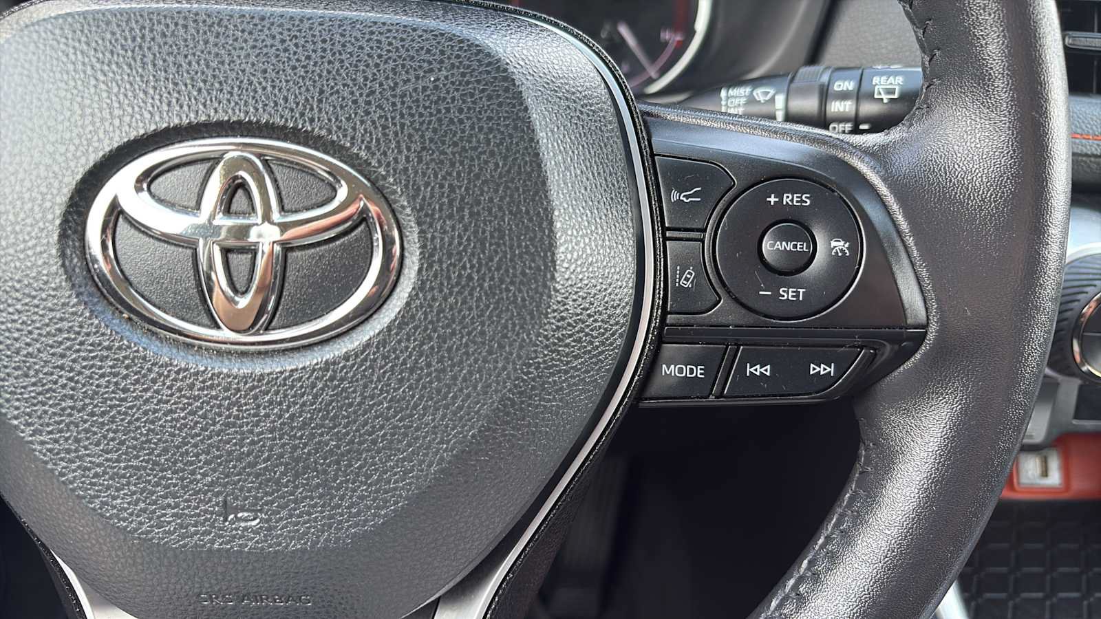 Used 2024 Toyota RAV4 Adventure AWD/4WD image 10