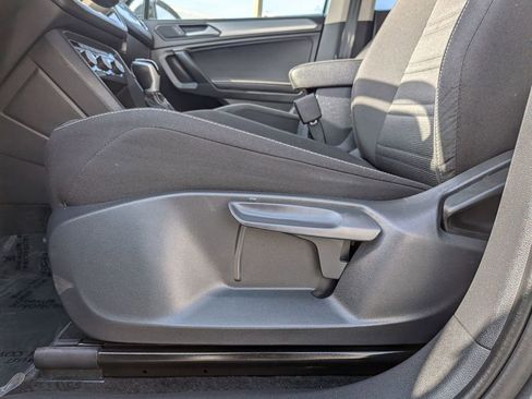 Used 2024 Volkswagen Tiguan S image 17