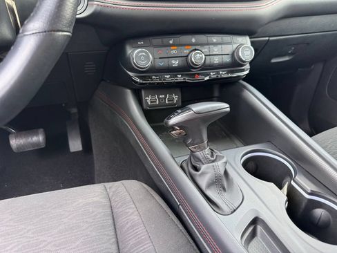 Used 2024 Dodge Durango GT AWD/4WD image 18