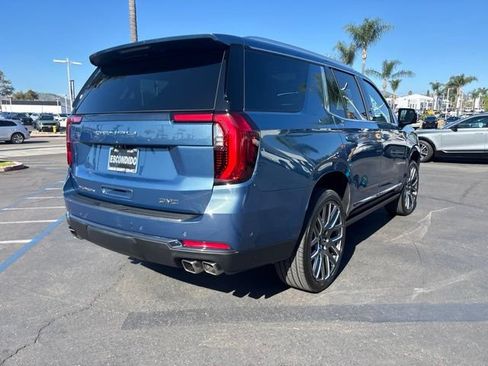 Used 2025 GMC Yukon Denali Ultimate w/ LPO, Floor Liner Package AWD/4WD image 3