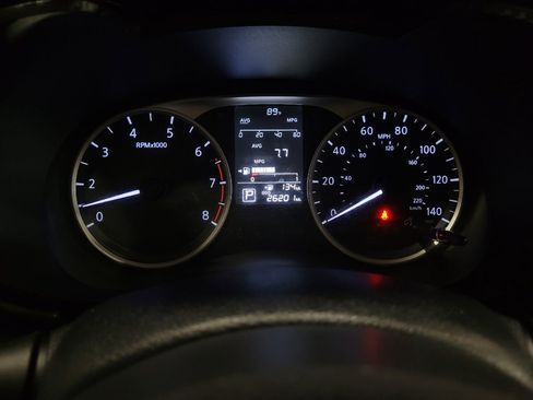 Used 2025 Nissan Versa S FWD image 23
