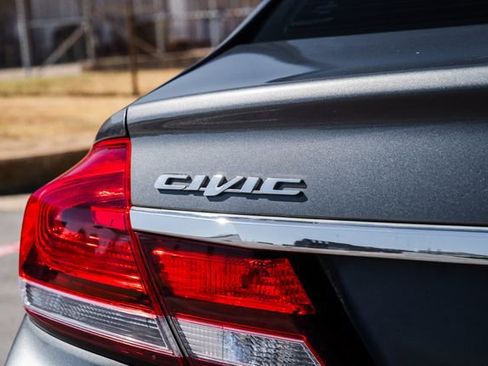 Used 2013 Honda Civic LX image 22
