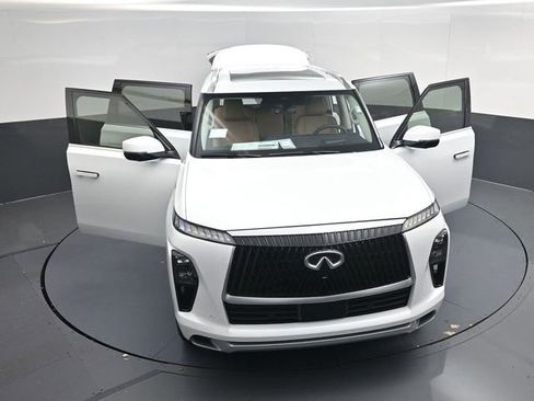 New 2026 INFINITI QX80 Luxe image 59